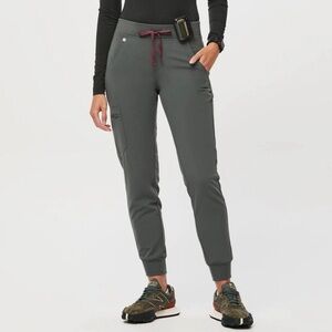 NWT FIGS Zamora High Waisted Petite Jogger Scrub Pants